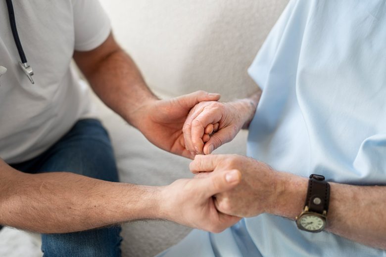consejos-tratar-demencia-senil-ancianos-residencia-el-encinar
